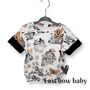 Top unissex de Halloween da Disney, Top de manga curta de cachorro azul, Halloween de cachorro azul, Halloween de cachorro azul e Mickey, Halloween azul, Halloween da Disney