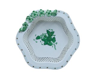 Herend Porcelain / Thousand Flowers / Green Handle / Hand Painted