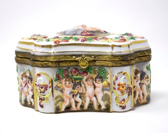 Antique Capodimonte Miniature Box, Rare Italian Handmade Capodimonte Box