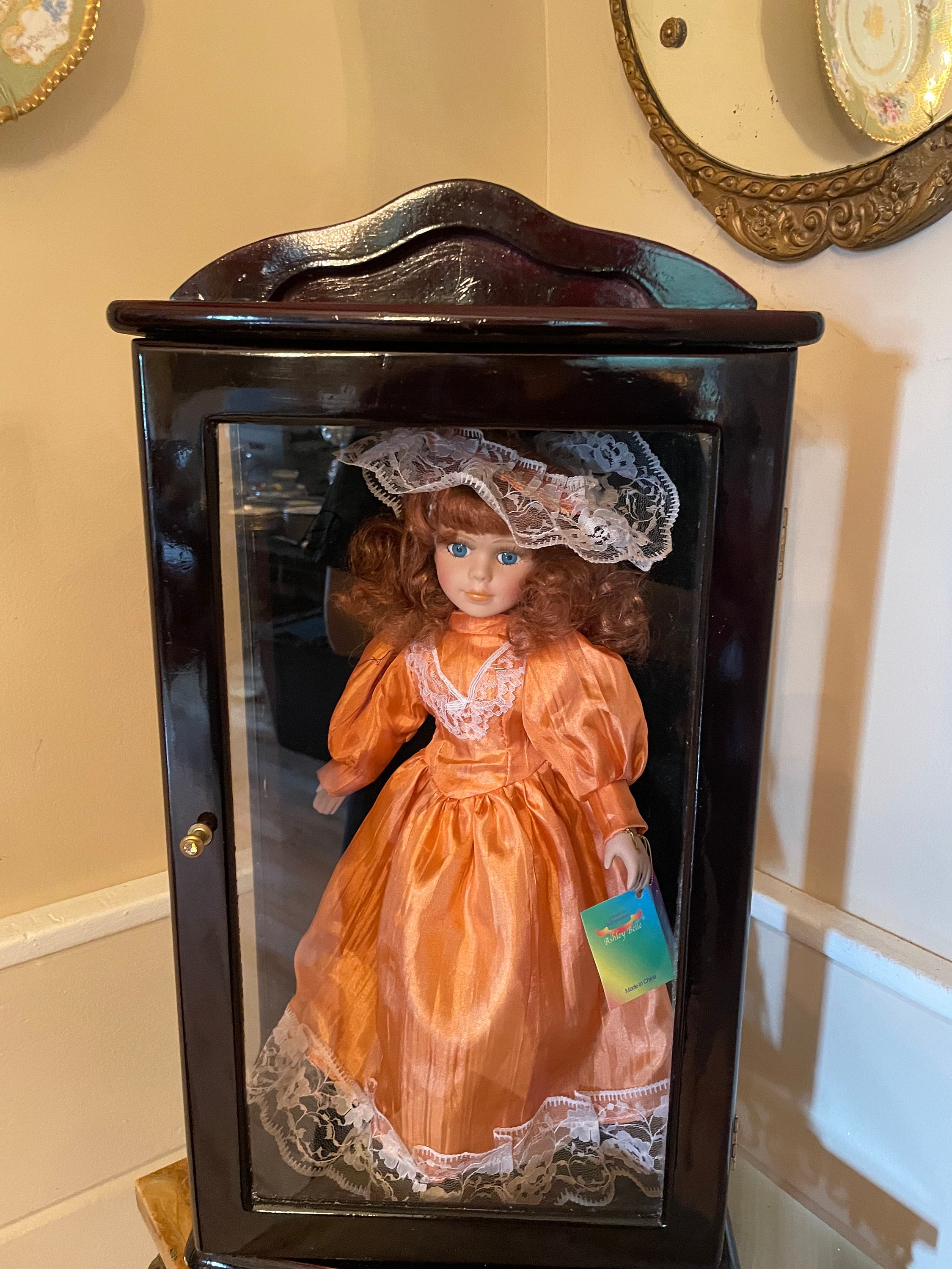 BELLE VINTACE ぽぽ Ashley Belle Porcelain Doll Orange Satin Dress Lace Bonnet