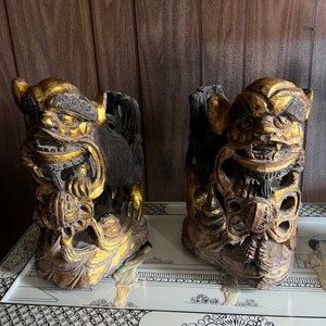 Antique Asian Foo Dog Sculptures Pair Hand Carved Guardian Lions Gold Accents Temple Decor Wood Figurines Home Collectible Art Statue