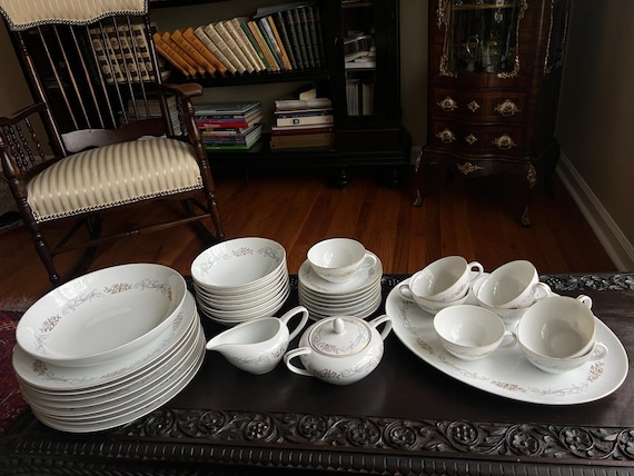 Vintage Wentworth Fine China Golden Scroll Dinnerware Set Elegant