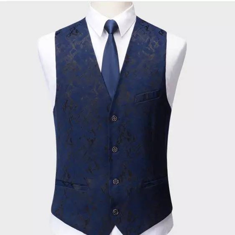 also in dark navy blue groom and groomsmen suits tuxedos suits 3-piece wedding suits with waistcoat Black quilted 3-piece men/'s suits