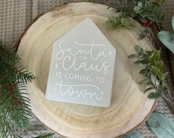 Santa Claus is coming to town | concrete home sign | festive home decor | Christmas gifts | Christmas decorations | Christmas interior