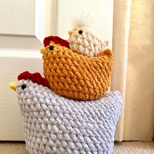 Crochet pattern for chicken doorstop - beginners,  guide to basic crochet included - crochet pdf - fun - Perfect Gift  beautiful Aldi Yarn