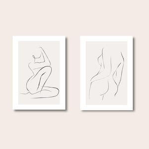 Pu&ograve; includere: Due disegni minimalisti a linea di un corpo umano in nero su sfondo bianco. La prima immagine mostra una persona seduta con le braccia incrociate. La seconda immagine mostra una persona in piedi con le braccia lungo i fianchi.