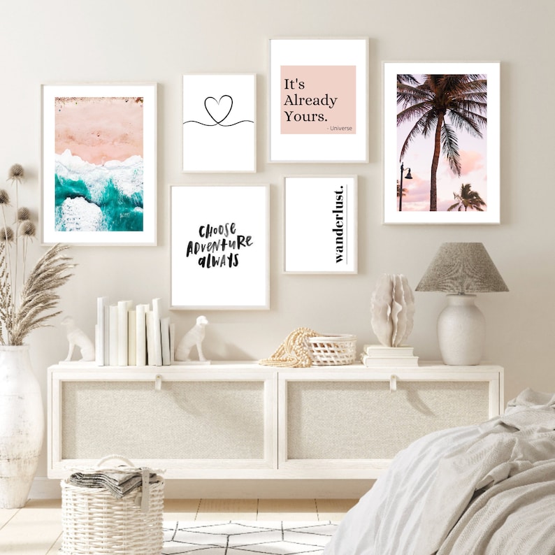 Puede incluir: Un conjunto de seis impresiones enmarcadas con varios dise&ntilde;os, que incluyen un coraz&oacute;n, una escena de playa, una palmera y texto que dice "Choose Adventure Always", "It's Already Yours" y "wanderlust".