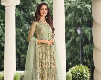 Attractive Designer Anarkali Suit Gowns for Women Pakistani Wedding Salwar Kameez Reception wear Heavy Embroidered Dress Eid Anarkali Suits