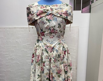 Vintage Off The Shoulder Floral Knee Length Sun Dress | Vintage Dress | Antique Rose Pattern | Basque Waistline | Size S | M-2000