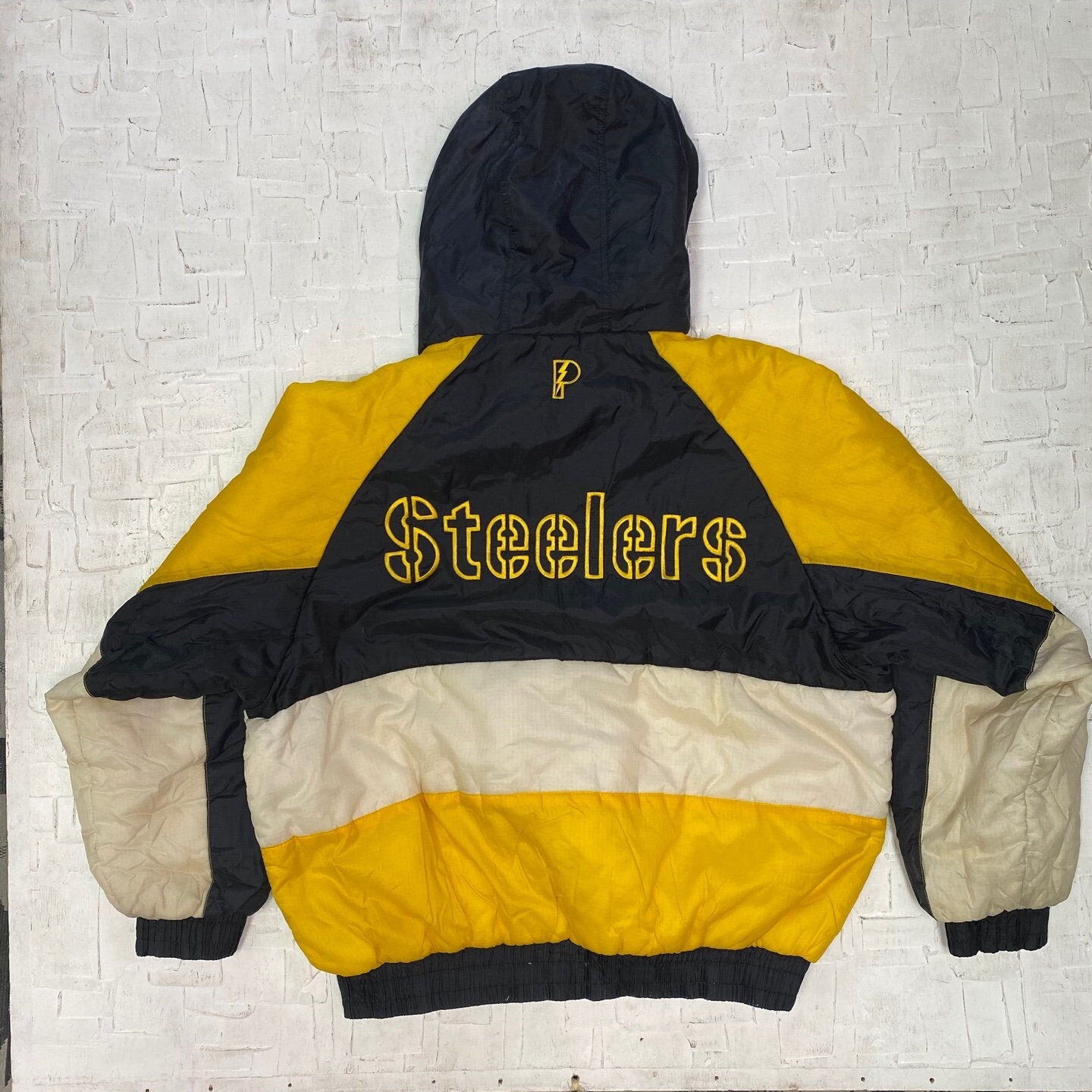 Vintage Pro Player Steelers Puffer Bomber Style Jacket With Hood