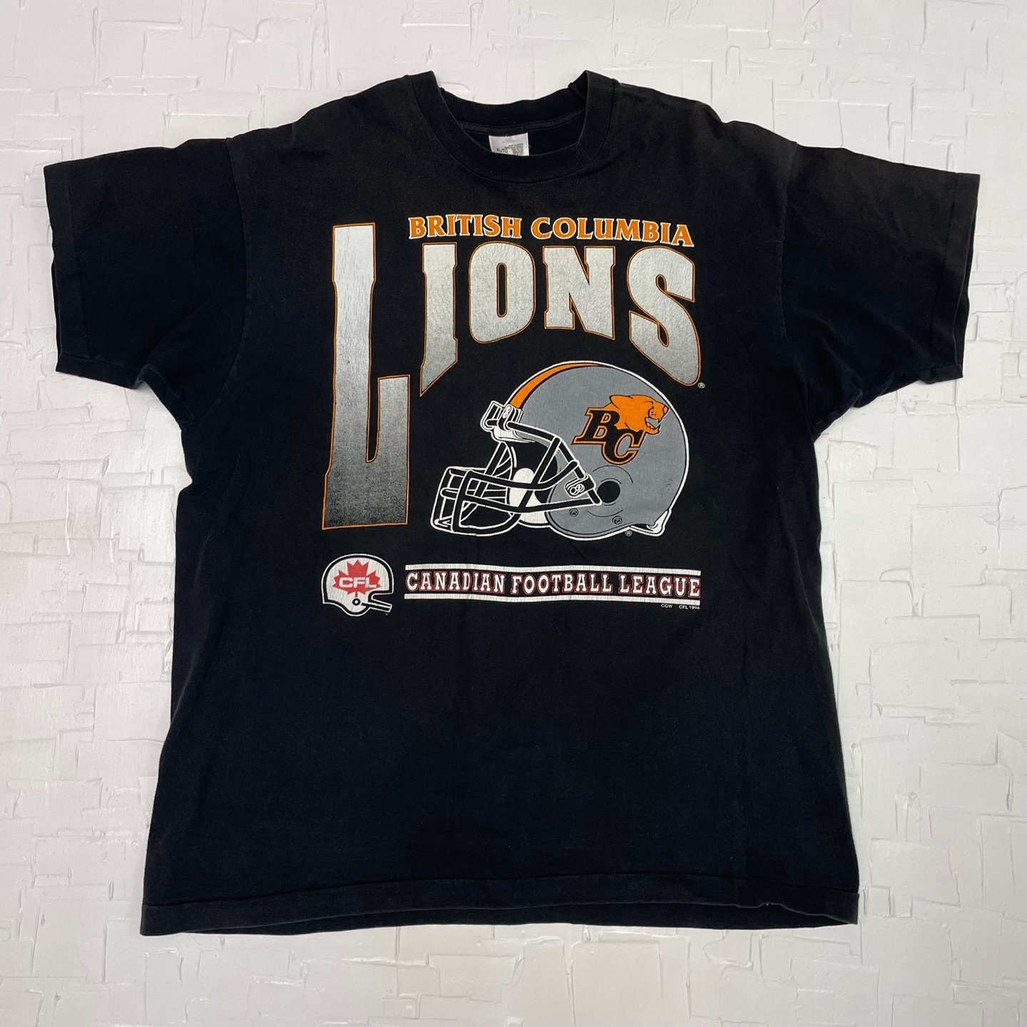 1994 CFL British Columbia Lions Football T-Shirt | Vintage T-Shirt | Graphic T-Shirt | Football Graphic | Football T-Shirt | SKU: M-1192