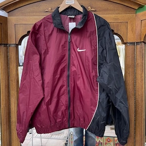 Curved Wind Jacket バーガンディ Burgundy Windbreaker - Etsy Canada