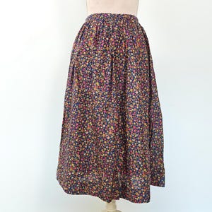 Handmade 80s Vintage Floral Midi Skirt / Ditsy Print Cotton Skirt with Zipper / Retro High Waist Fall Cottagecore Style