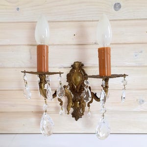 Vintage Brass Wall Sconce with Crystal Prisms / 2 Light Candle Style Wall Lamp / French Rococo Style Hollywood Regency Lighting