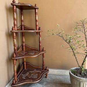 Wooden Corner Stand/Shelve Decorative 4 tier rack stand embossed framework