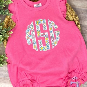 Girls Floral Monogram Shirt/Personalized Hot Pink Shirt/Monogram Bubble/Scallop Applique Monogram/Toddler Monogram Shirt/Spring Shirt