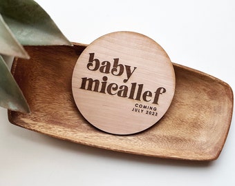 Custom Pregnancy Announcement Wooden Engraved Sign, Maternity Photoshoot Prop, Baby Announcement Plaque, Baby Arriving Coming Date