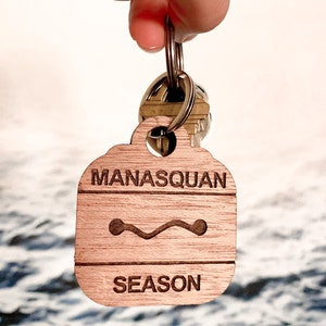 Your Town/Beach New Jersey Beach Badge Keychain, Wooden Beach Key Tag, Custom Beach Engraved Key Charm, Jersey Shore