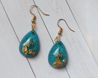 Ocean resin earrings, w/ gold flake accent - gold turtle and blue alcohol ink background