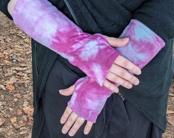 Pastel goth fingerless gloves, tie dye arm sleeves, bamboo hand warmers, hand dyed alternative clothing