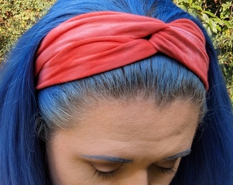 Red tie dye twist bamboo jersey headband, Knotted stretchy headband, sustainable festival wear, hippie fashion