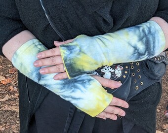 tie dye fingerless gloves, rave arm sleeves, psytrance wrist warmers, fairy grunge clothing