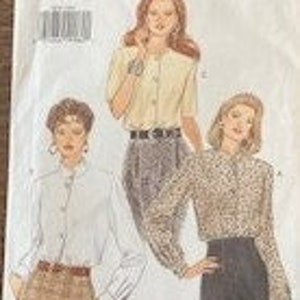 Vogue Very Easy Pattern 9070 for Misses&#39; Blouse