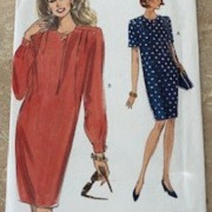 Vogue Very Easy Pattern 8412 for Misses&#39; Dress; Uncut