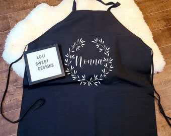 Custom Mother/Grandma/Stepmom's Day Black Apron Great Gift. Amazing quality. Fits all body types. Custom Design available. Custom Apron