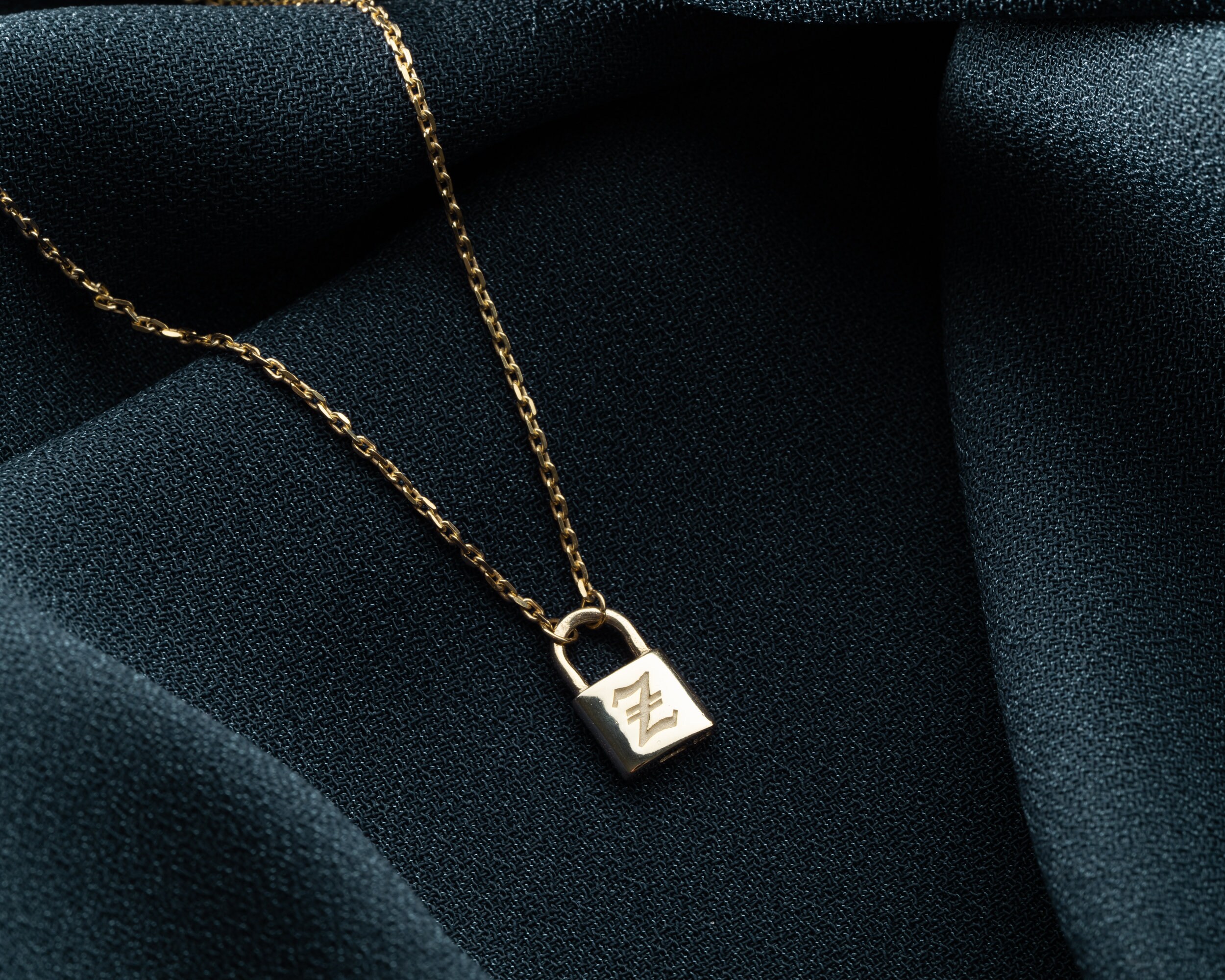 Louis vuitton sale mini lock necklace