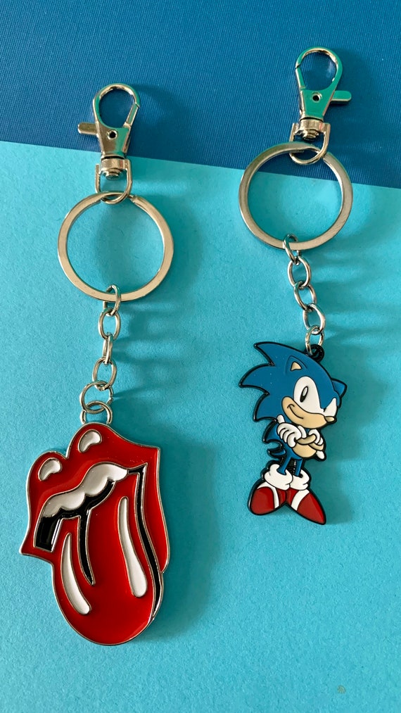 Enamel Sonic The Hedgehog or Red Tongue/Lips Keych