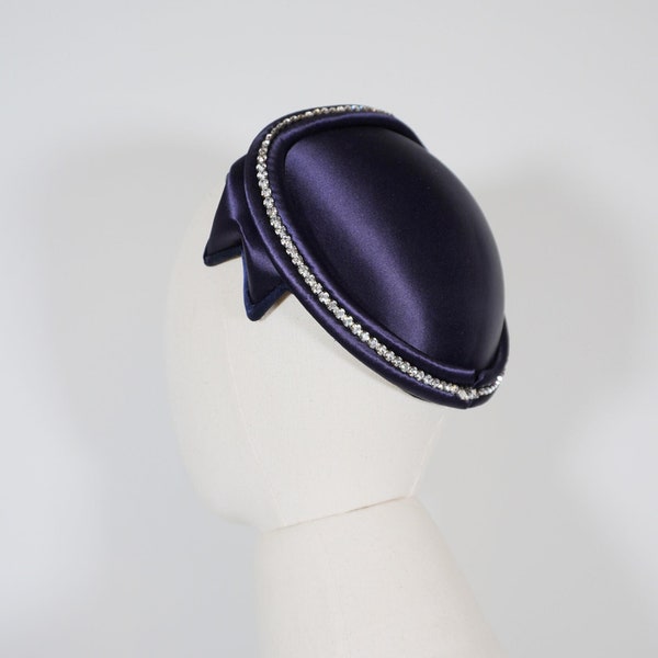 Glamorous 1950s Rhinestone & Satin Navy Blue Cap Style Cocktail Cap w/ Faux Crystals  -Fifties Vintage Mid Century Ladies Accessory 50s Hat