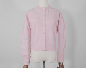 1950s Embellished Beaded Pink Button Down Cardigan Jumper Sweater  - VTG Fifties 50s True Vintage Fashion