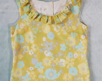 1960s Yellow and Blue Flowers Blouse Top - Sixties Vintage - 60s True Vintage - Pin Up Style - Ruffle Collar Accent