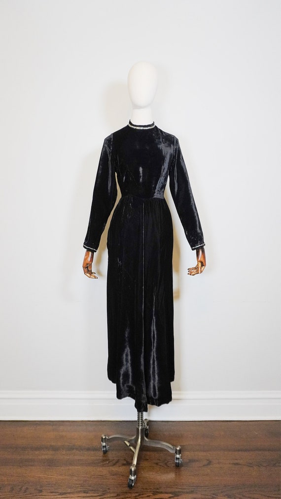 Glamorous Black VELVET Late 1960s Dress with Rhine