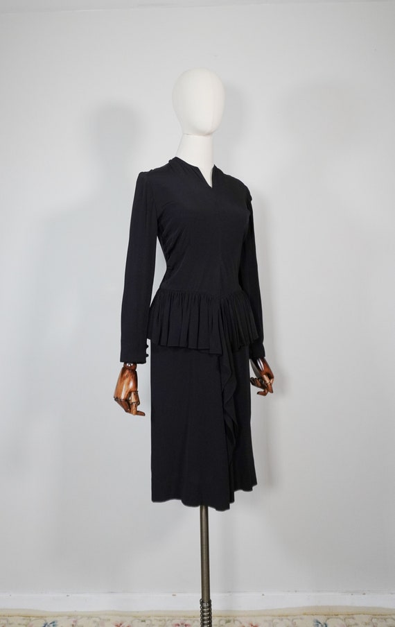 PETITE 1940s Peplum Waist Black Long Sleeve Rayon… - image 3