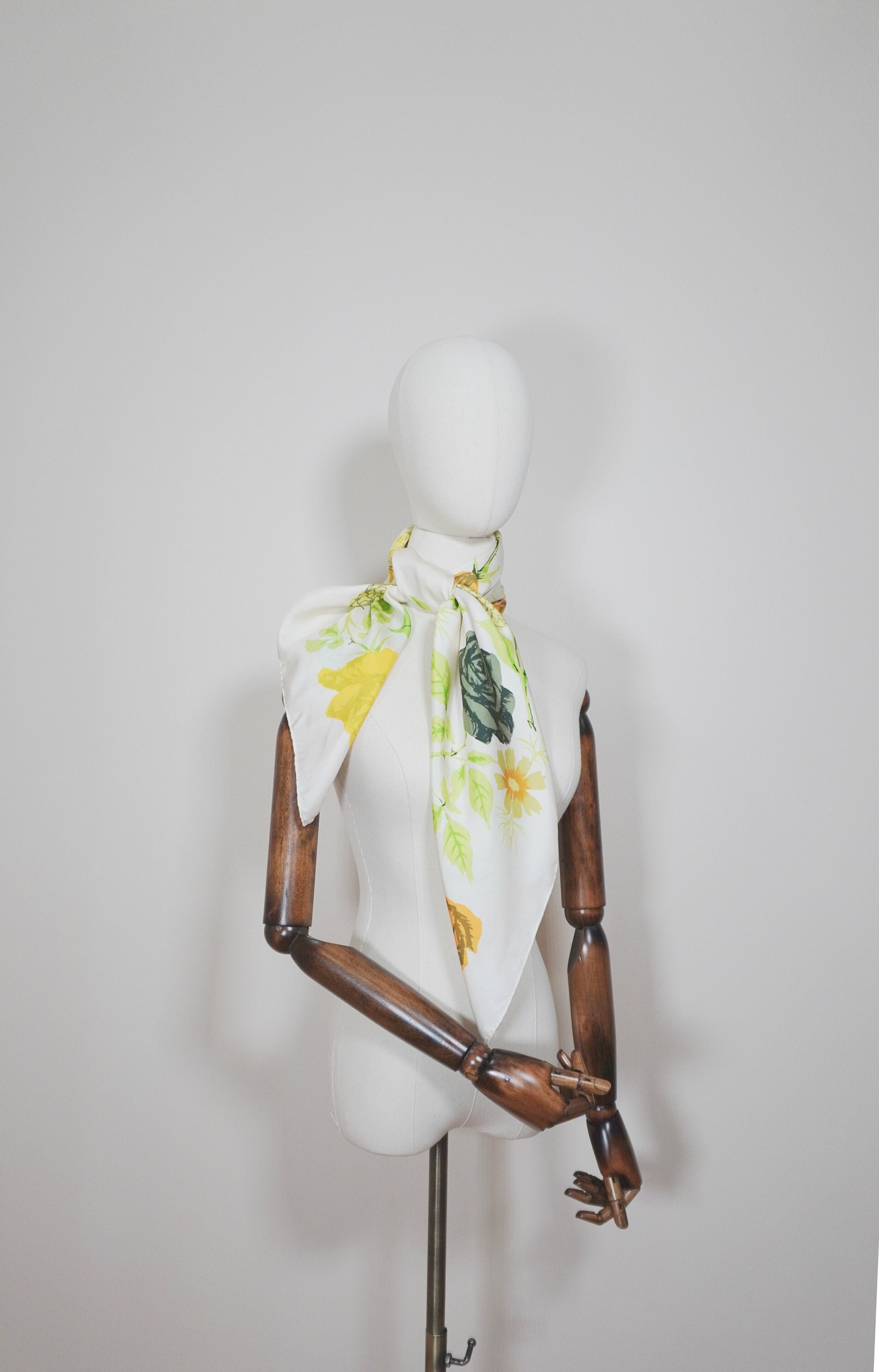 SS2004 HERMES CARRE40 SCARF SS2004 HERMES CARRE40 SCARF