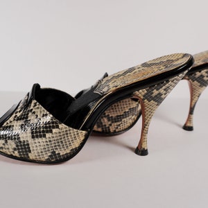 RARE Late 1950s Snakeskin Black Patent Leather Spring O Lators Sandal Heels BOMBSHELL Pin UP True 60s 50s 1960s Sexy Vintage Shoes image 5