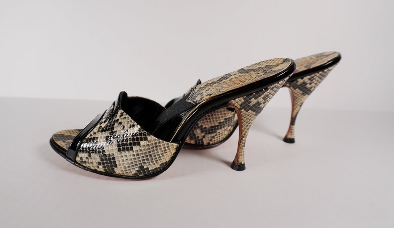 RARE Late 1950s Snakeskin Black Patent Leather Spring O Lators Sandal Heels BOMBSHELL Pin UP True 60s 50s 1960s Sexy Vintage Shoes image 5