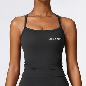 Top camisola negro BUILD FIT