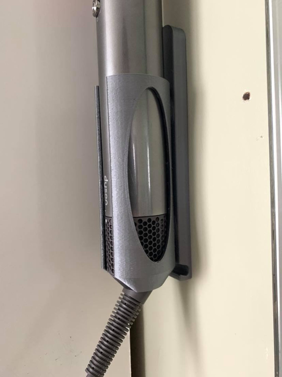 wall mount dyson airwrap
