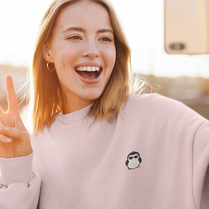Penguin Sweatshirt, Penguin Lover Sweater, Animal Lover Sweater, Penguin Lover Sweatshirt, Animal Lover Top, Penguin Gift, Penguin Lover