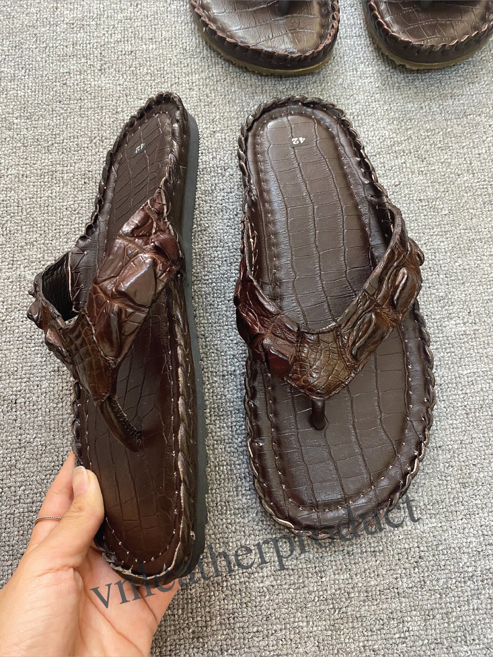 Brown Genuine TAIL Alligator leather flip-flop for | Etsy