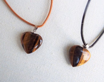 Tigers eye heart necklace with extendable cord