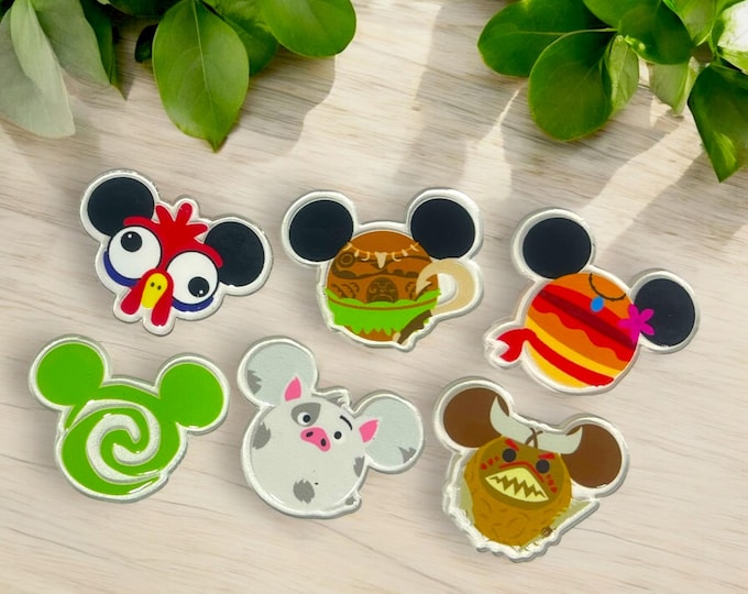 Moana Mickey Ear Magnet Set | Handmade Disney Fridge Magnets | Hei Hei, Pua, Moana, Maui, Te Fiti, Kakamora | Polynesian Island Gift