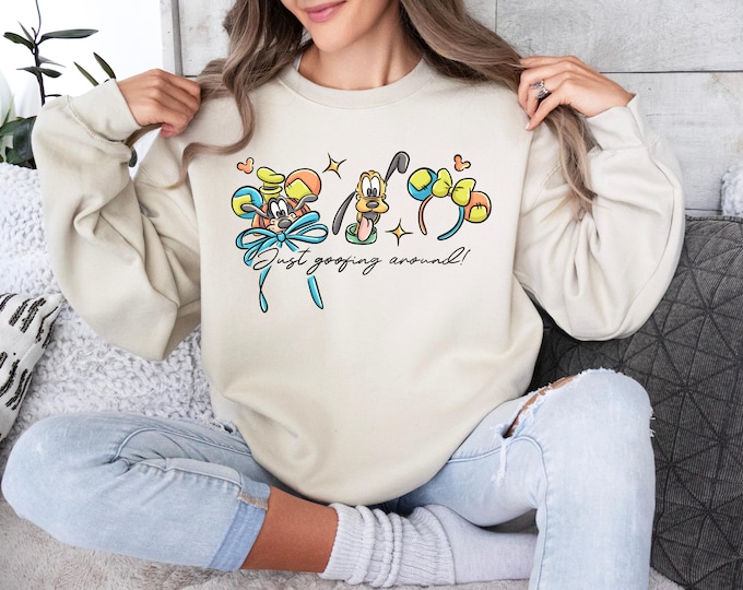 Disney Goofy Sweatshirt Vacation Shirt