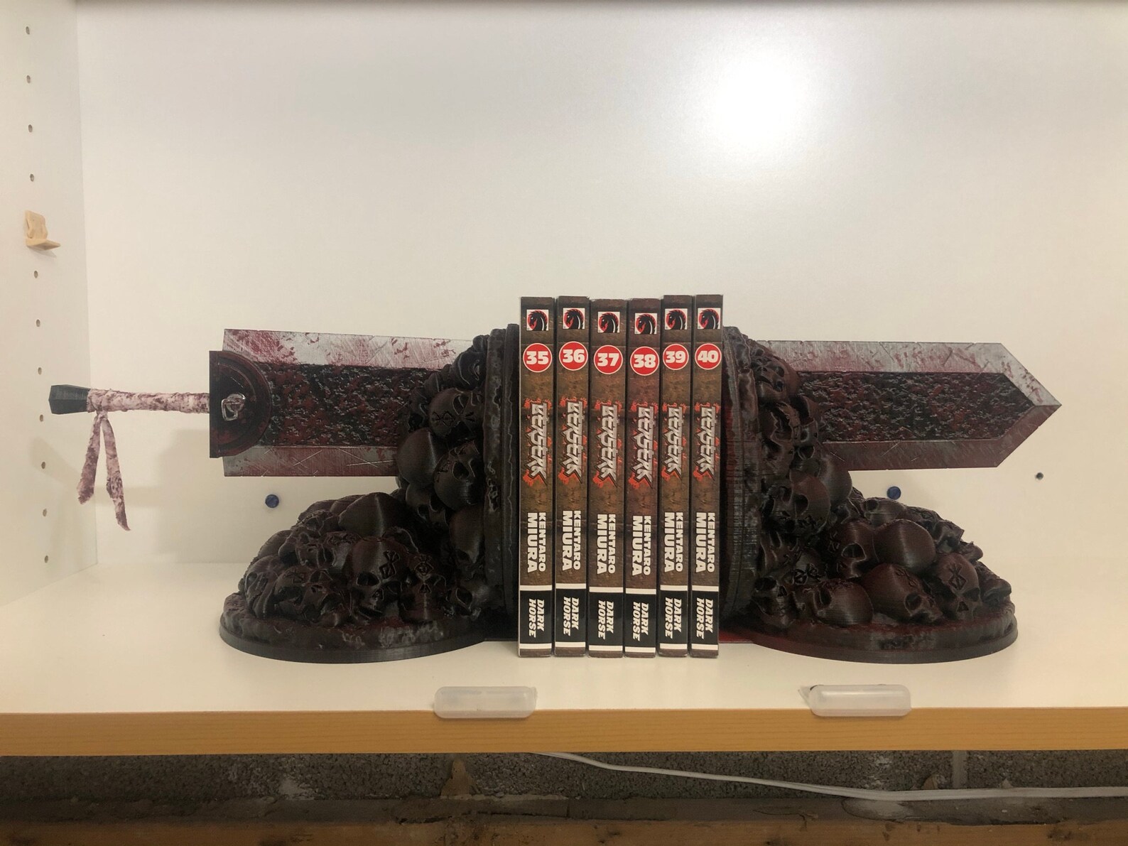 Berserk Bookends Drachentöter Berserk Fan Art Buchenden Etsy