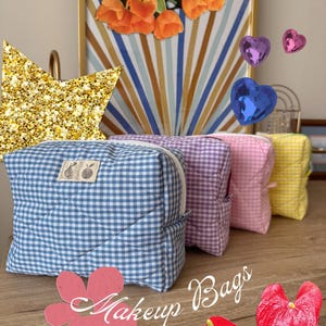 Mother’s Day gift/ Bridesmaids gift/ A gift for her/ Makeup bag/ Quilted makeup bag/ Coquette makeup bag