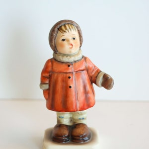 WINTERLIED — Hummel Goebel | Seltene Vintage Deutsche Figur | Singendes Mädchen | #476 — 10cm