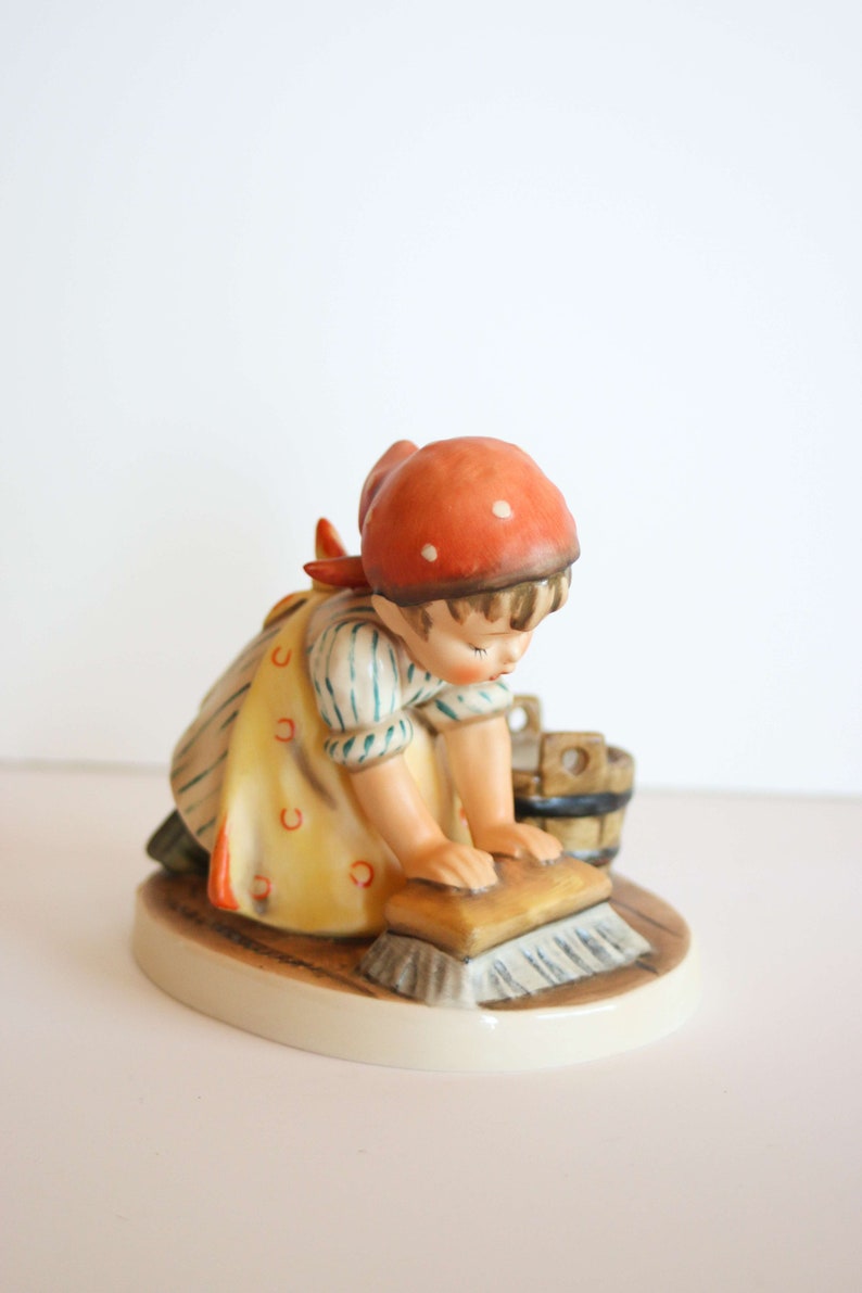 Girl Brush Cleaning Floor BIG HOUSE CLEANING \u2014 Hummel Goebel 1960 Rare Vintage German Figurine #363 \u2014 4